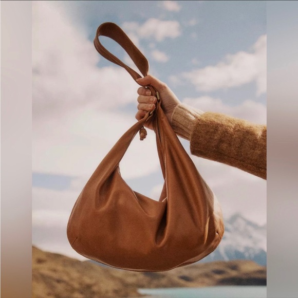 Madewell Piazza Slouch Shoulder Bag - Picture 5 of 6